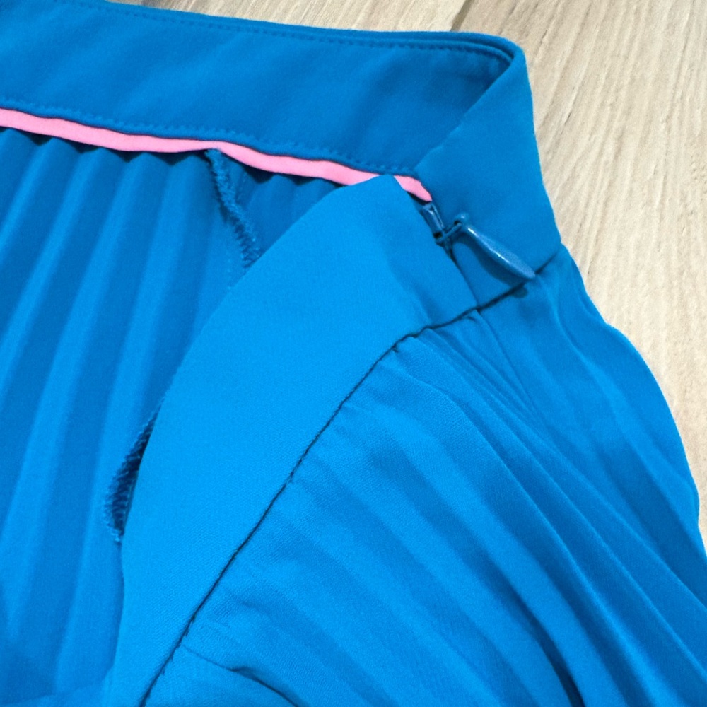 Elegant Blue Pleated Skirt - Picture 9 of 9